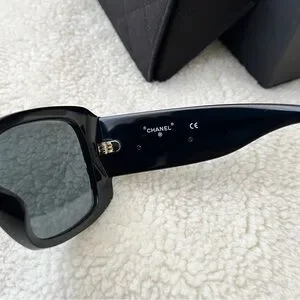 CHANEL | Accessories | Auth Nib Chanel 7472 Cc Logo  display picture 3